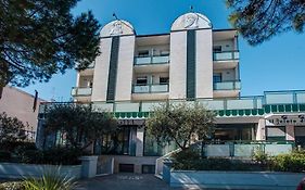 Hotel Zeus
